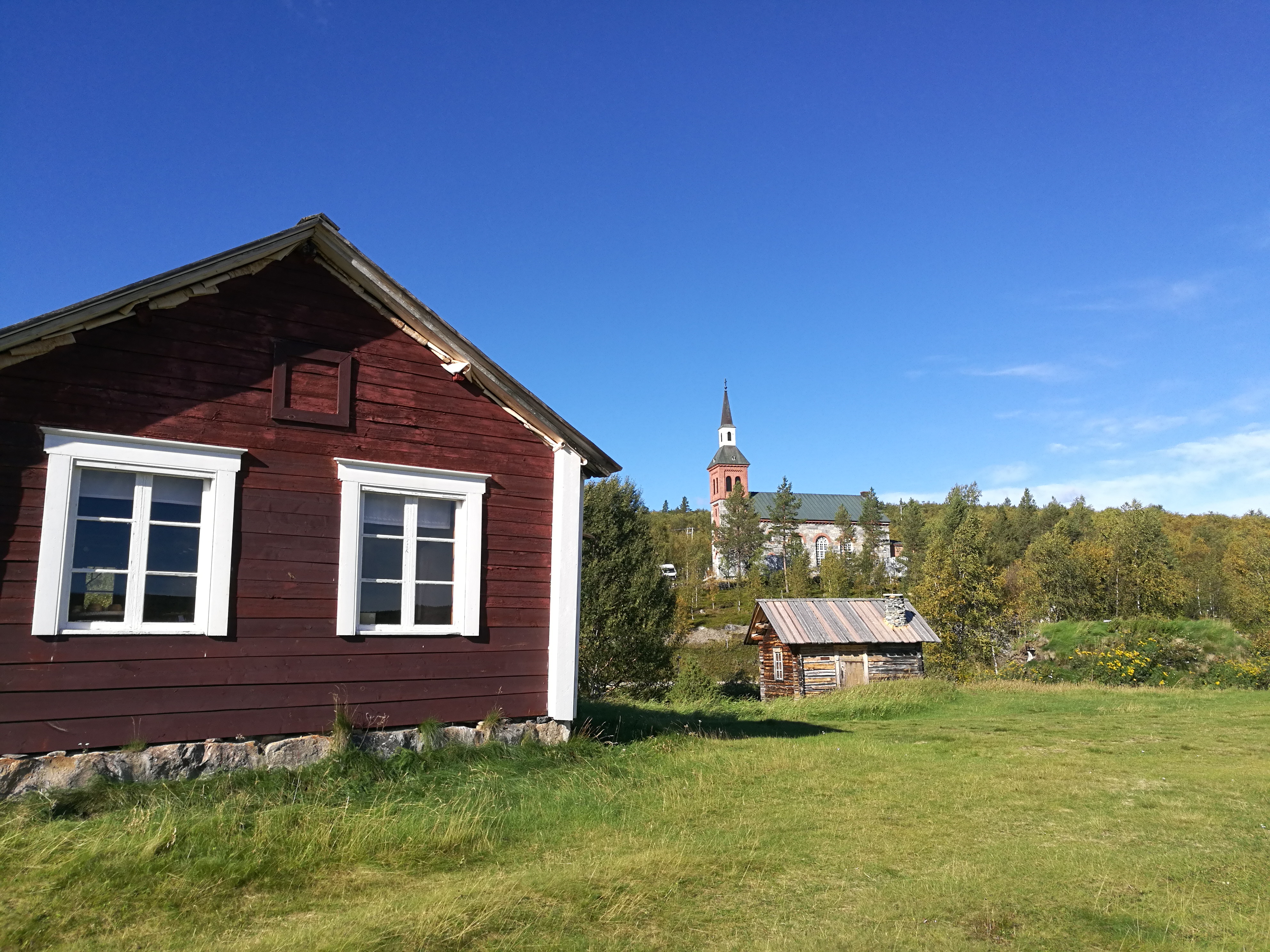 kirkko ja käräjätupa