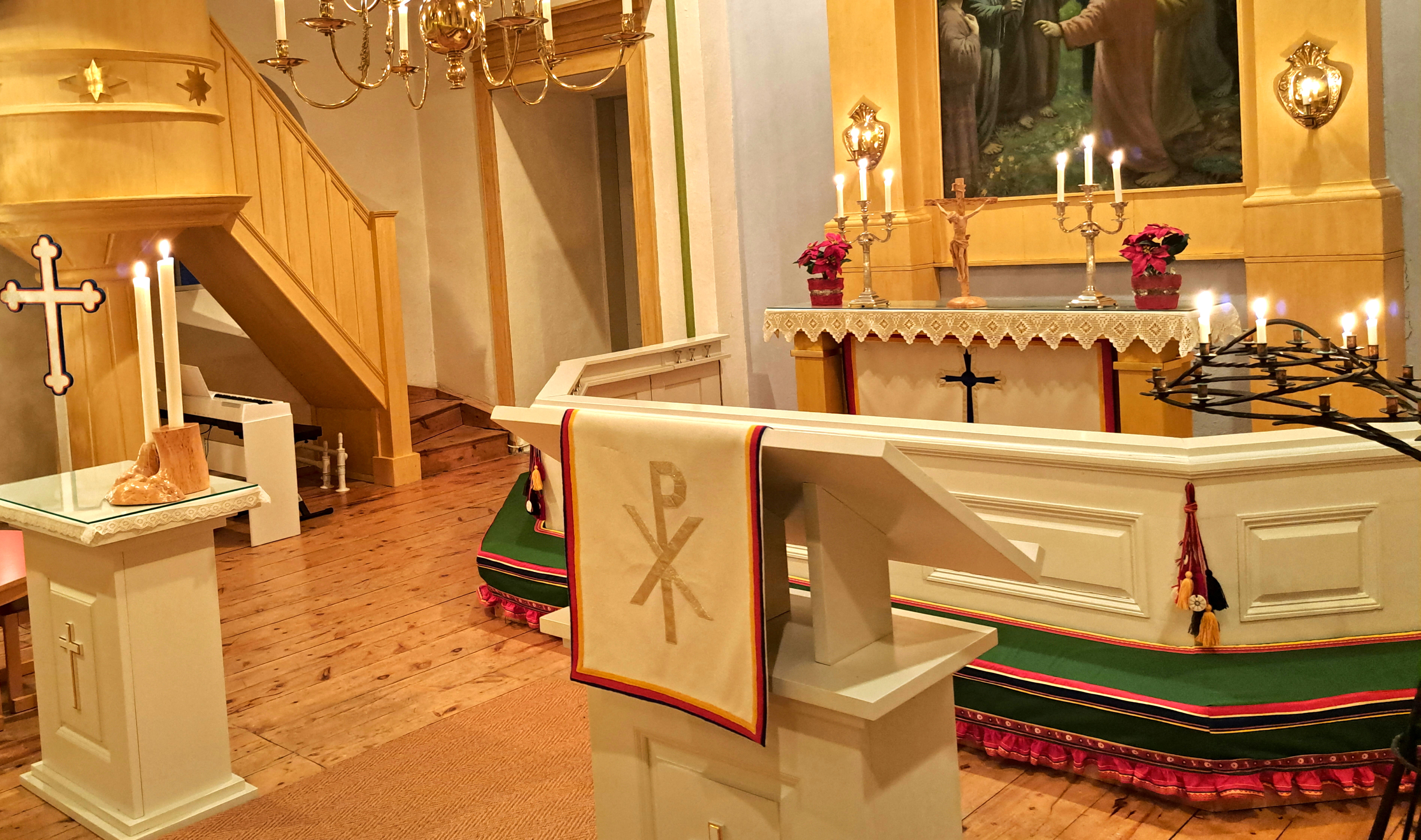 Utsjoen kirkon kuori